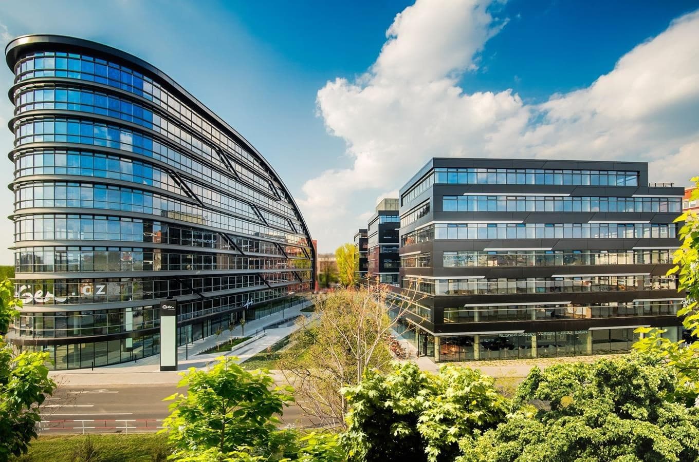 Lease of 2,350 sq m of office space in Art Gen for the Centre for Regional Development