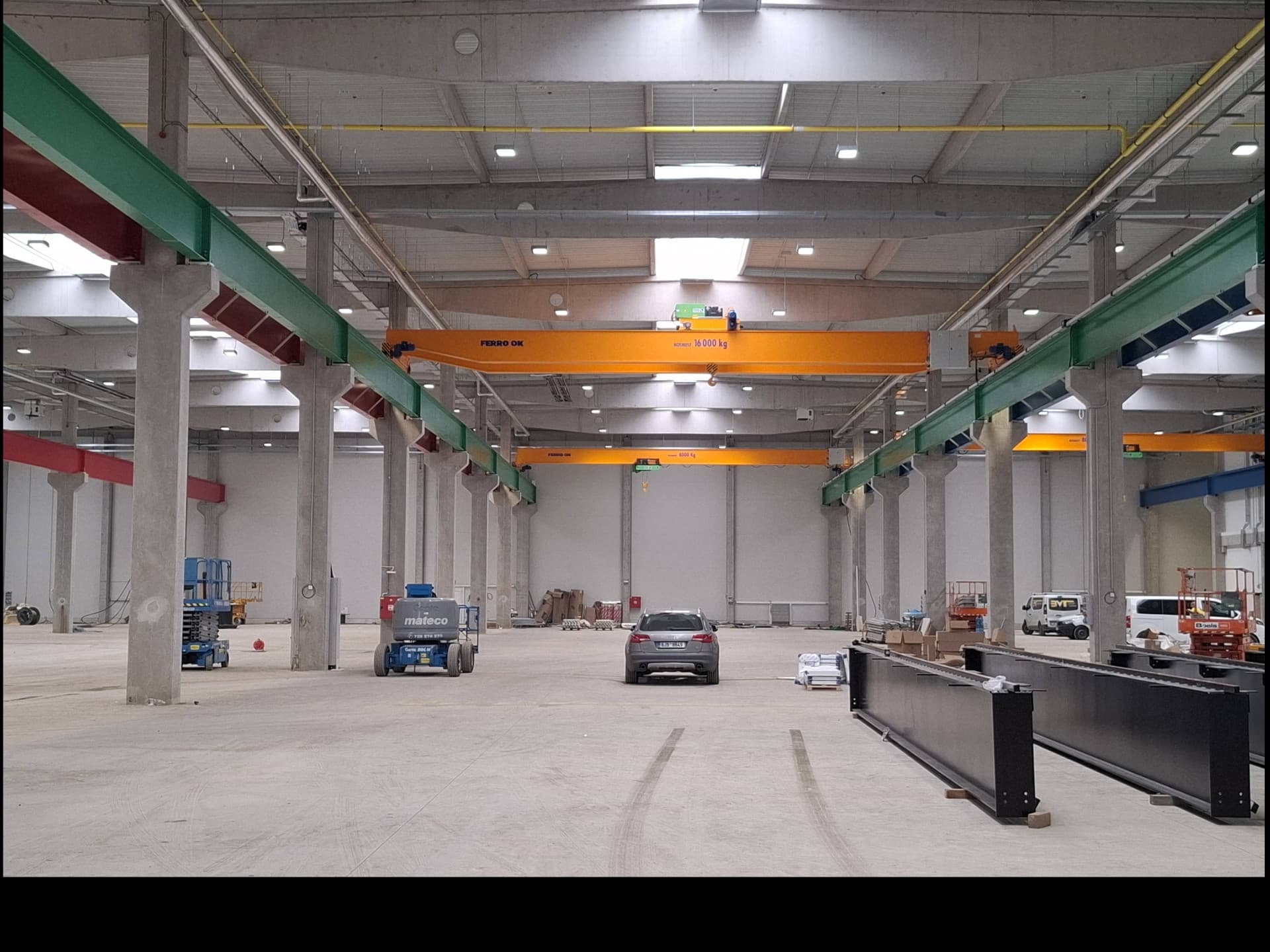 Lease of 10 000 m² of production space in Industrial Park Újezdeček for EXCON