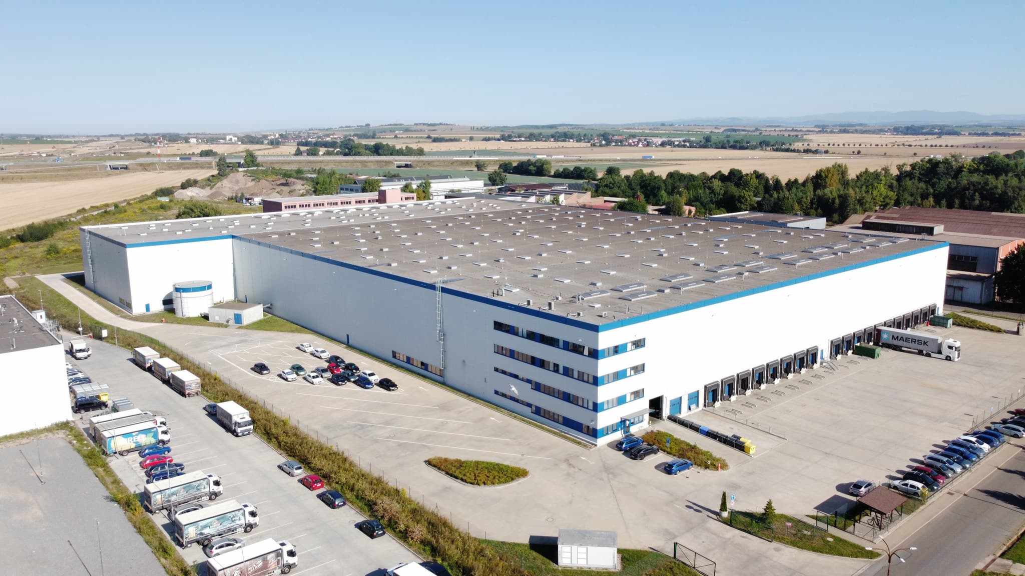 Pronájem 7 000 m² výrobních prostor pro společnost PZP Heating v industriálním parku Plotiště nad Labem