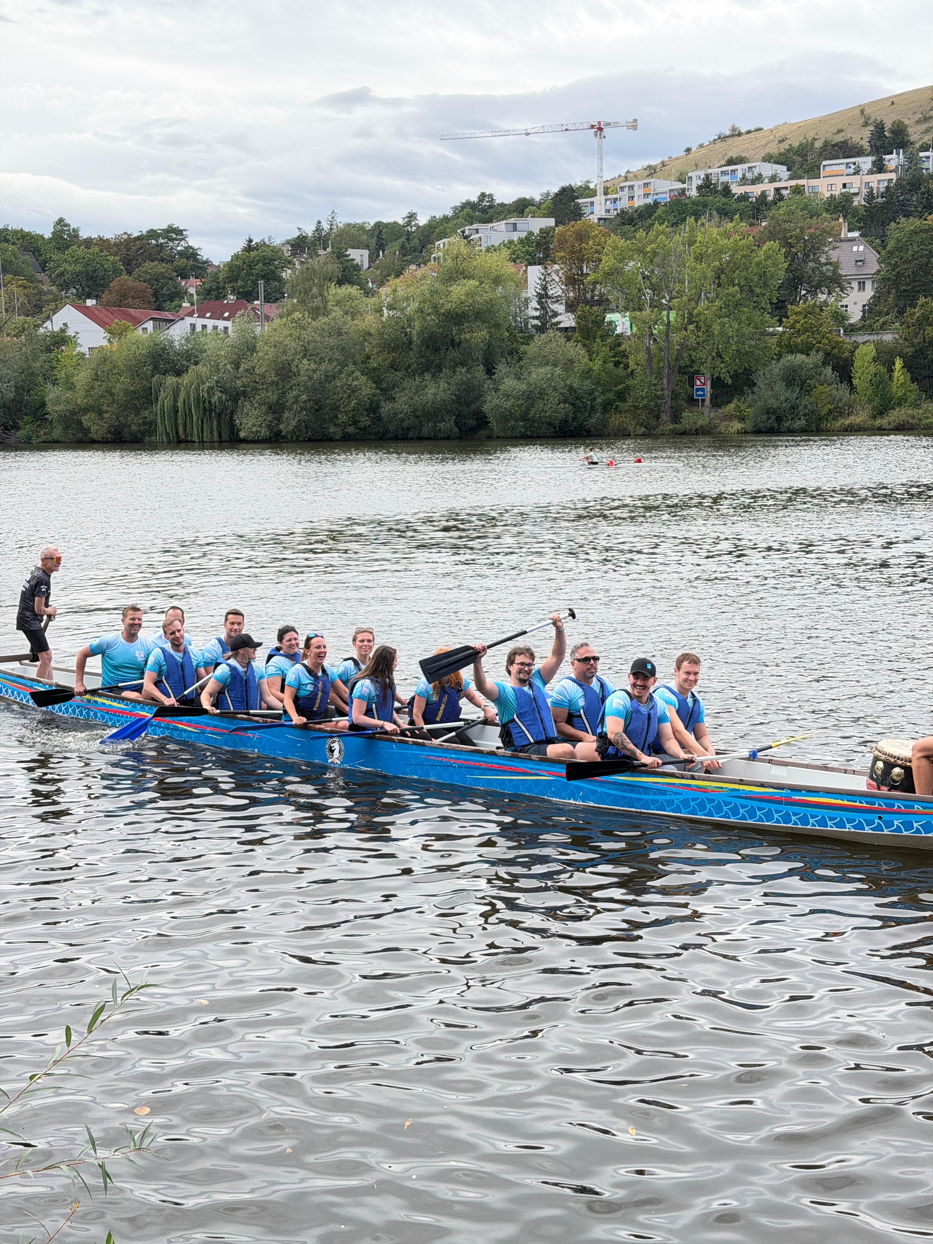 108 at the Dragon Boat Races: How We Paddled for Zlatá rybka