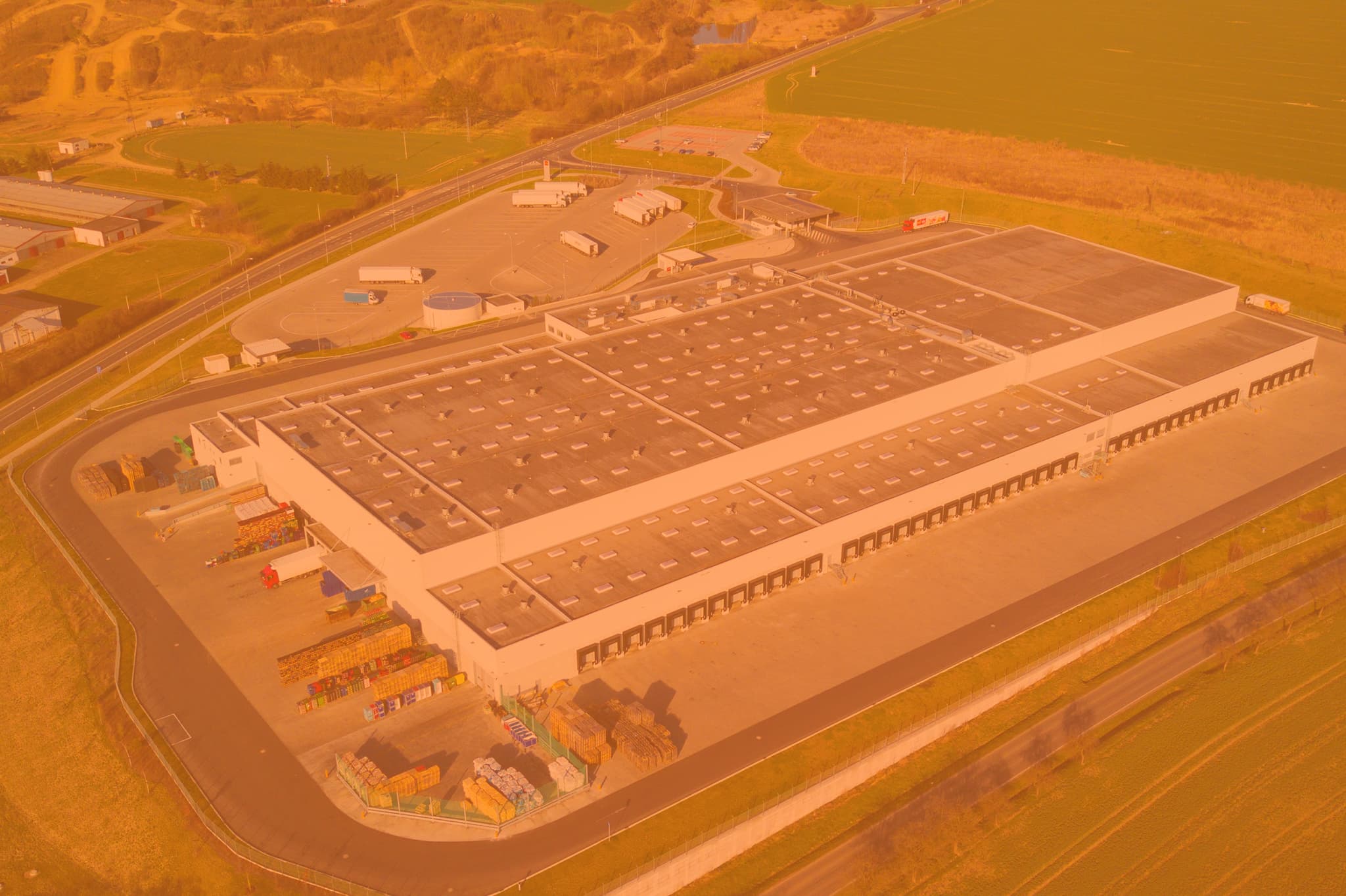 TRH PRŮMYSLOVÝCH NEMOVITOSTÍ Q4/2021
