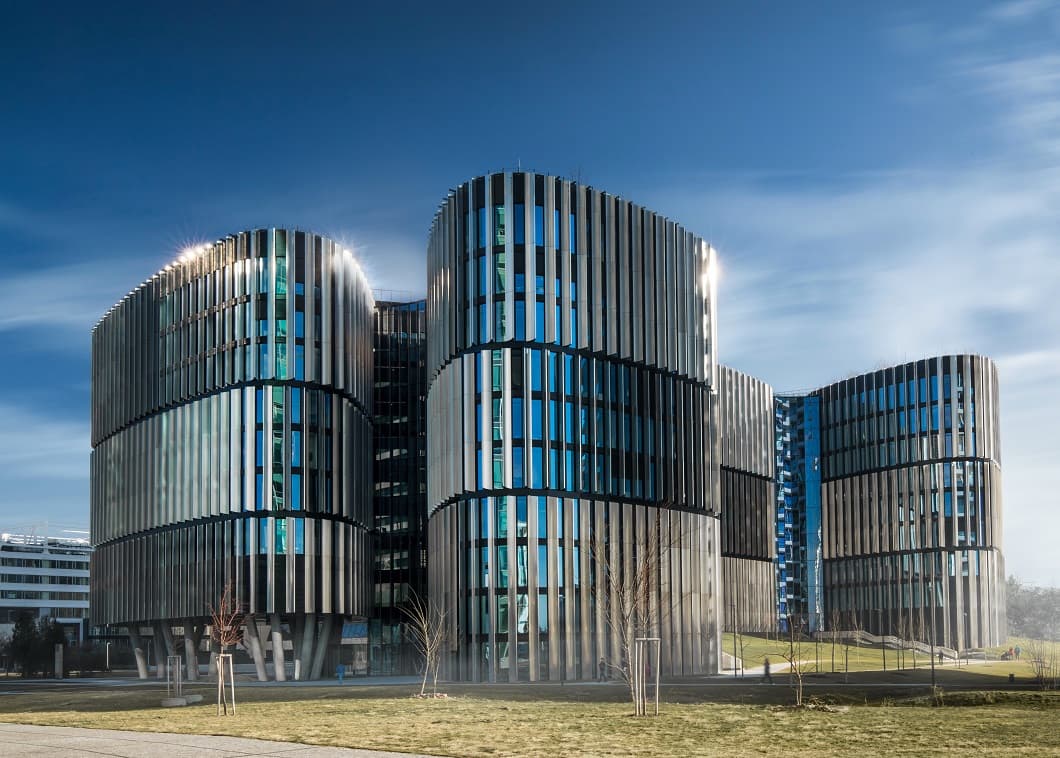Lease of 6 500 sq m of office space in Main Point Pankrác for Unipetrol - Orlen