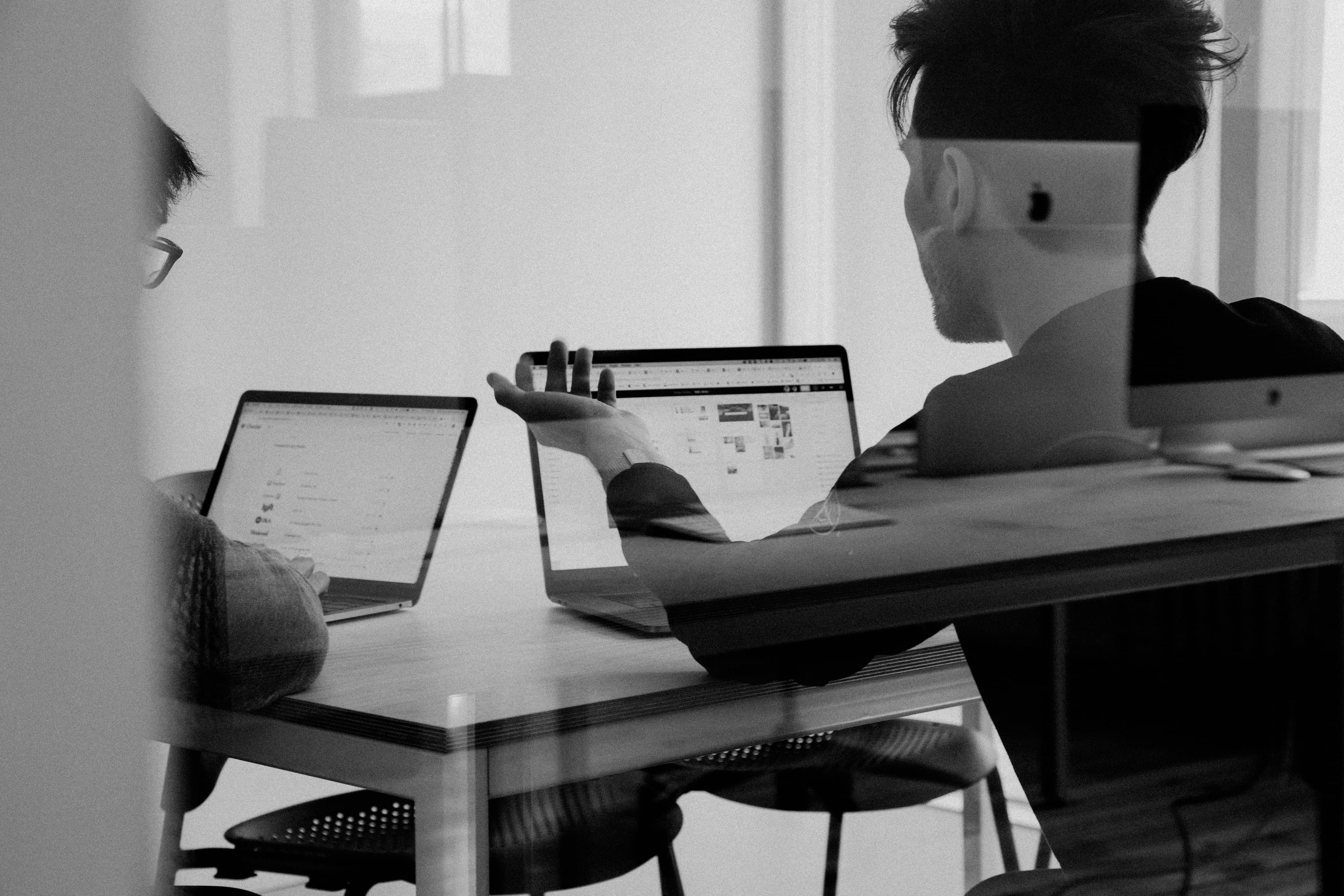 Trend v pronájmu kanceláří v Evropě: firmy poptávají menší prostory, ale jsou ochotny za ně zaplatit vyšší nájem