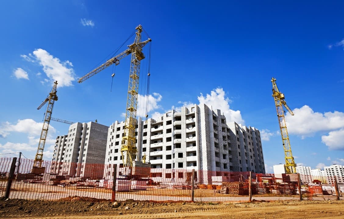 Investors seek shelter from inflation: residential and medical projects are popular